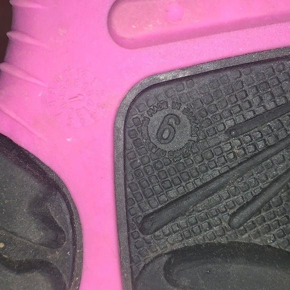 Kamik Girl’s Rocket 2 Black and Pink Winter Snow Boots Size Six - Picture 10 of 11